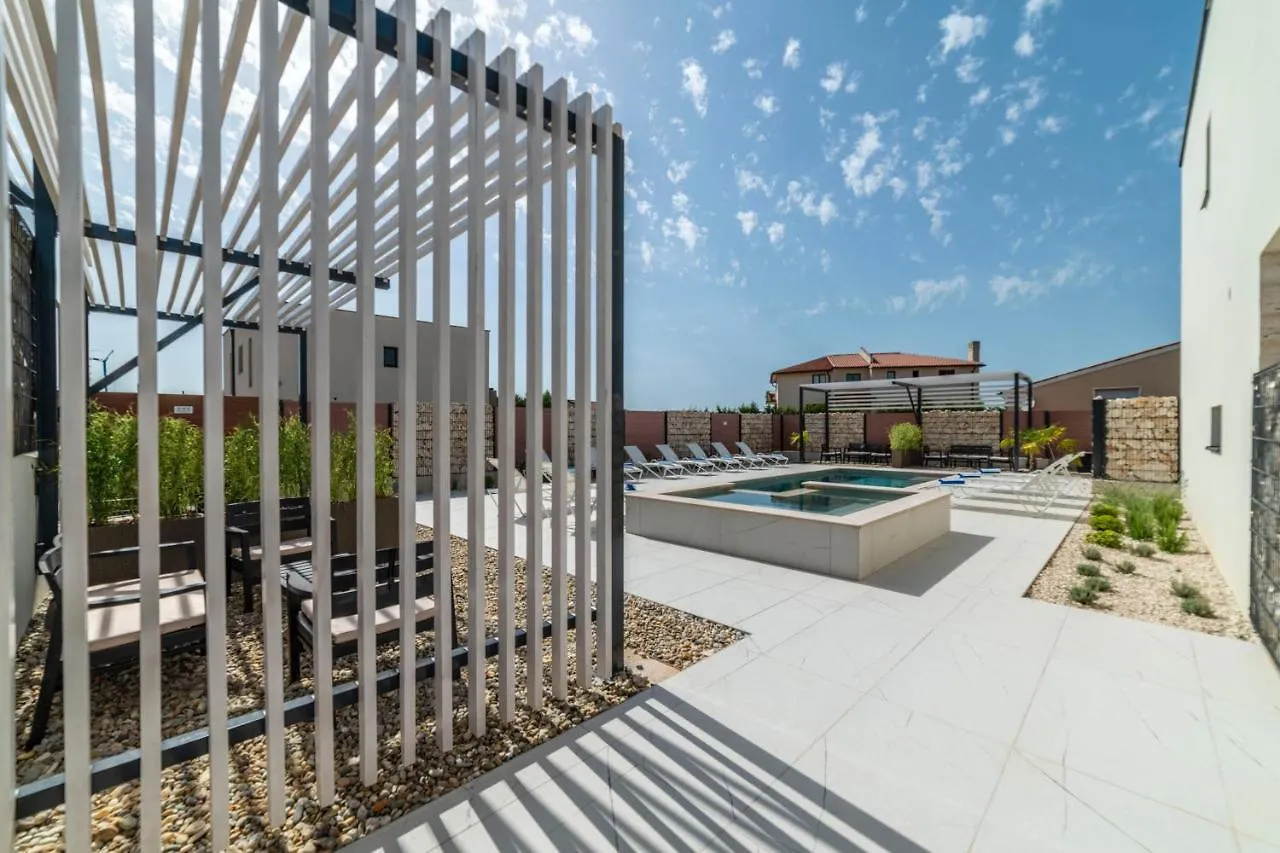 Pinna Residence - Tonna Pula 0*,